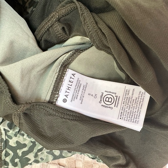 Athleta Hustle Shorts - Picture 6 of 6